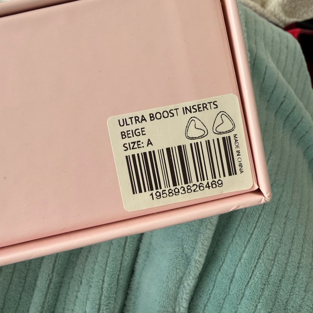 Ultra Boost Inserts Beige Bra